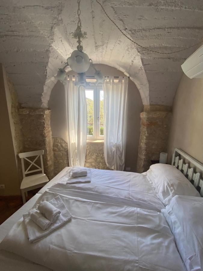 オルコ・フェリーノ Casa Virginiaヴィラ エクステリア 写真